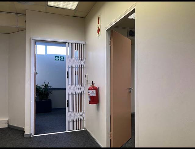 BUSINESS PROPERTY TO RENT IN OBSERVATORY